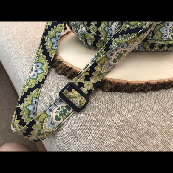 Vera Bradley Lindsay crossbody - Picture 2 of 11